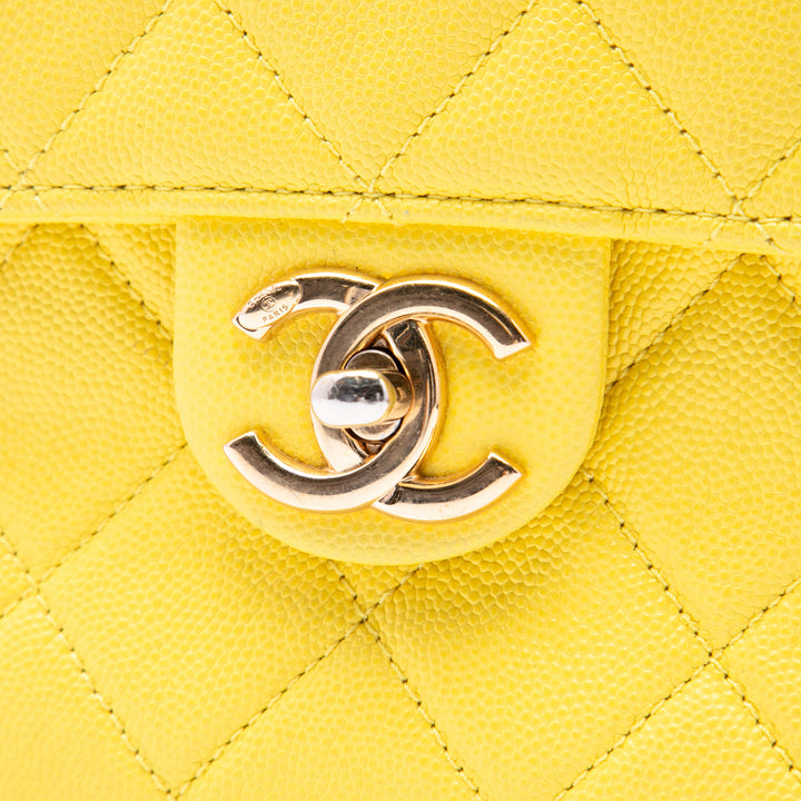 Chanel Matelassé Caviar Handy Boîte Vanity avec chaîne