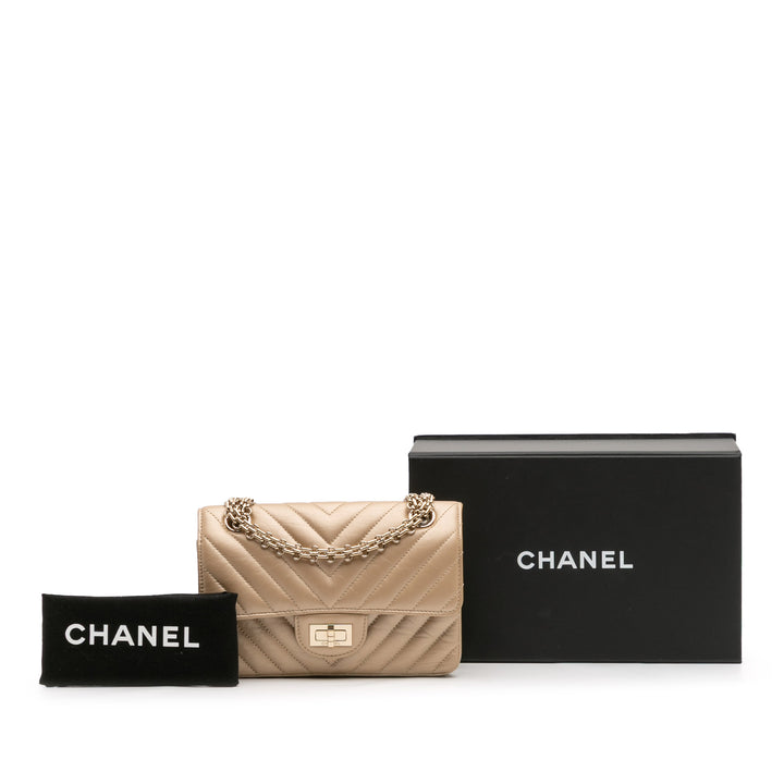 Chanel Reissue 2.55 Chevron Quilted Métallisé Cuir de veau Simple rabat 224 Doré