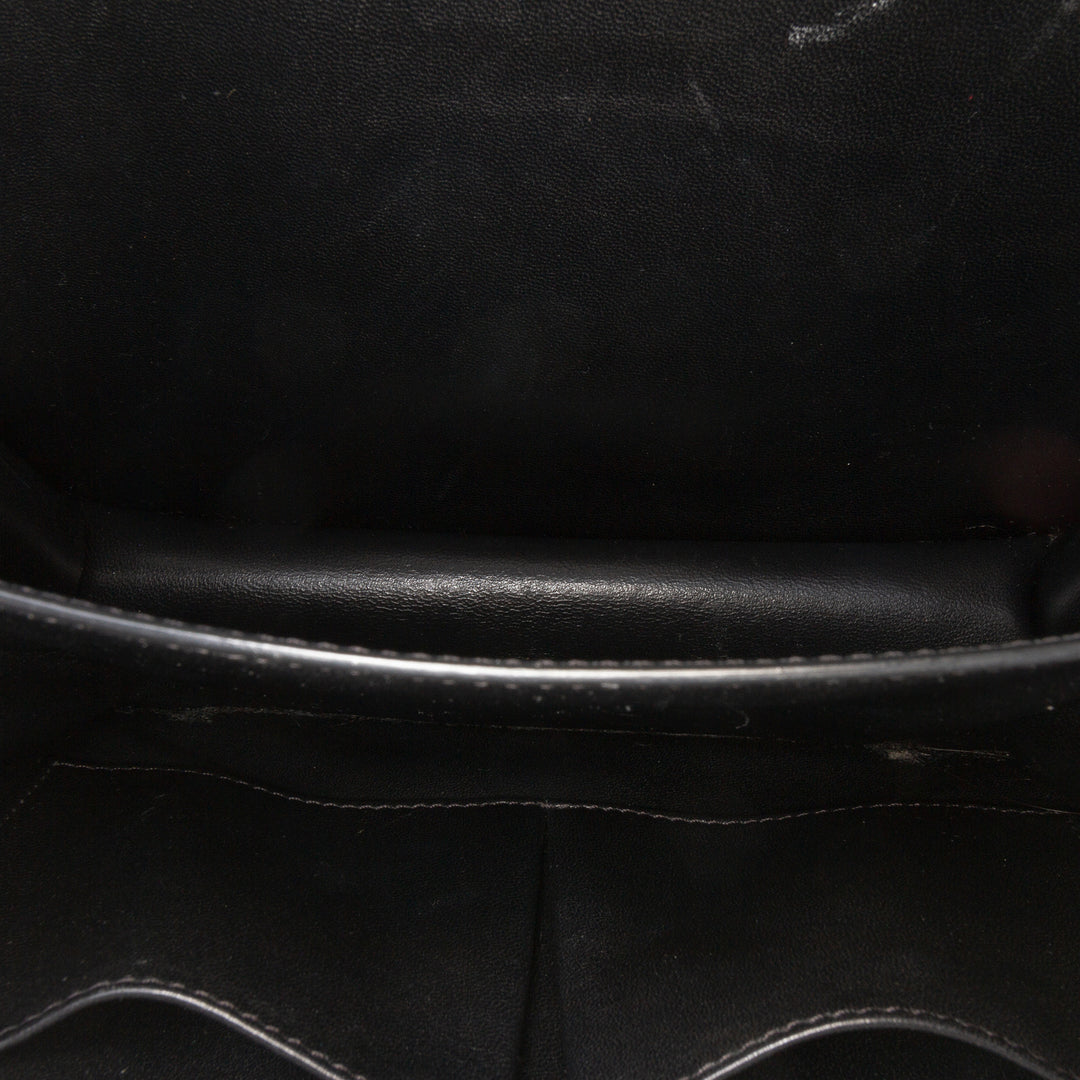 Celine Medium Cuir de veau Classic Boîte Noir