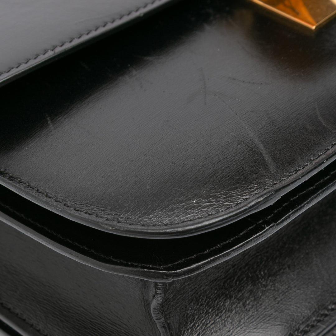 Celine Medium Cuir de veau Classic Boîte Noir