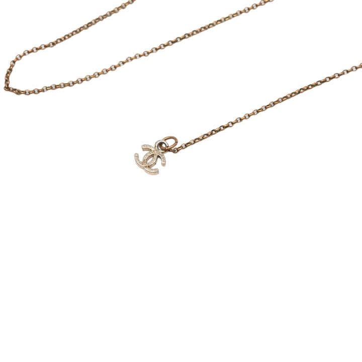Chanel plaqué CC Cristal Pendant Collier