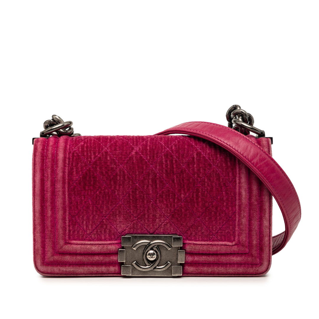 Chanel Small Matelassé Velours Boy à rabat