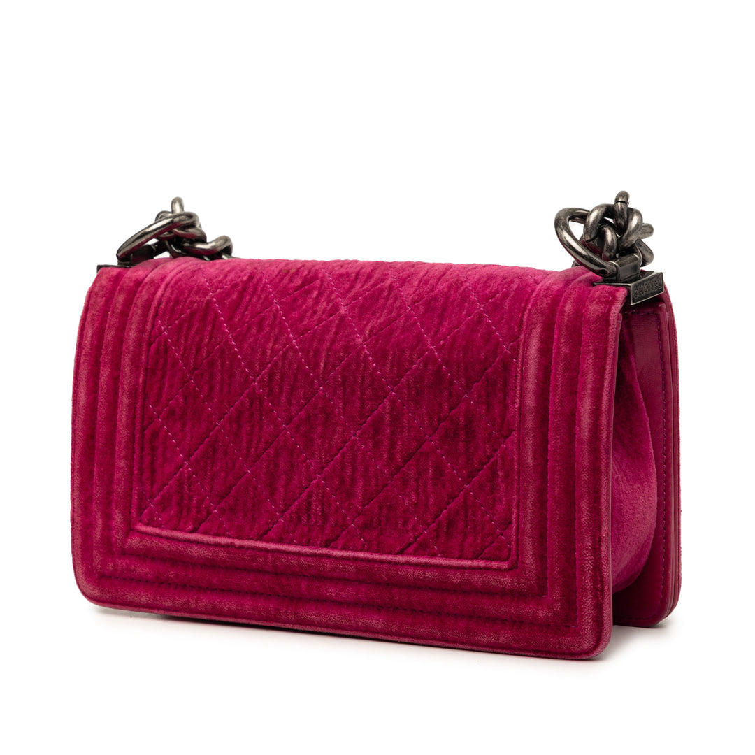 Chanel Small Matelassé Velours Boy à rabat