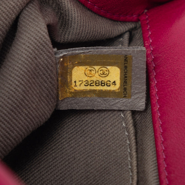 Chanel Small Matelassé Velours Boy à rabat