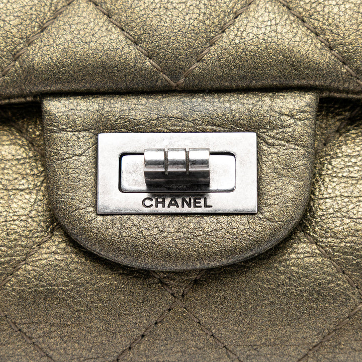 Chanel Matelassé Metallic vieilli Cuir de veau Reissue 2.55 Double rabat 226