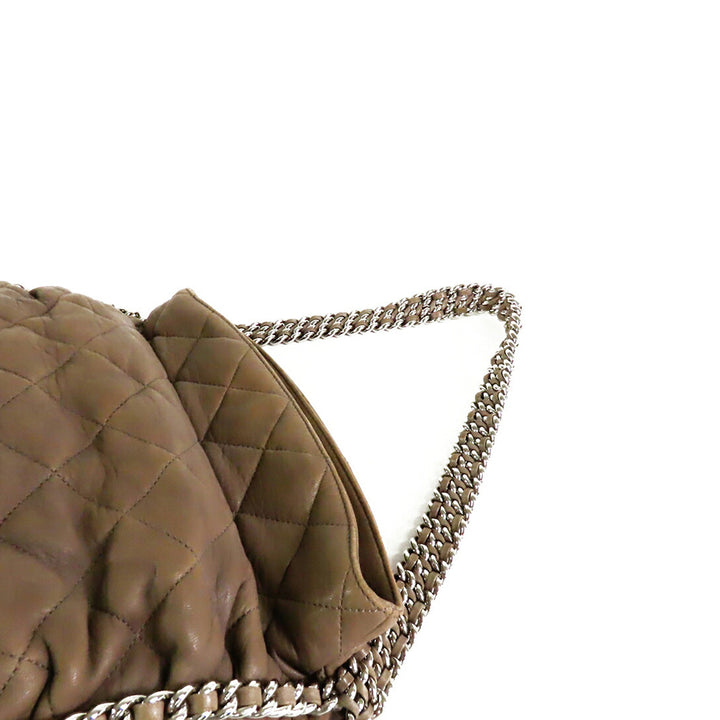 Chanel Matelassé Washed Cuir d'agneau Sac rond à chaîne Hobo