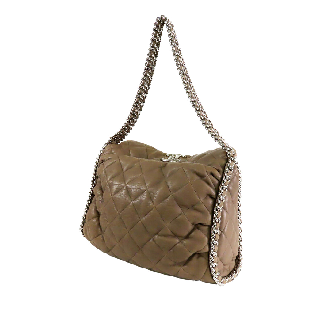 Chanel Matelassé Washed Cuir d'agneau Sac rond à chaîne Hobo