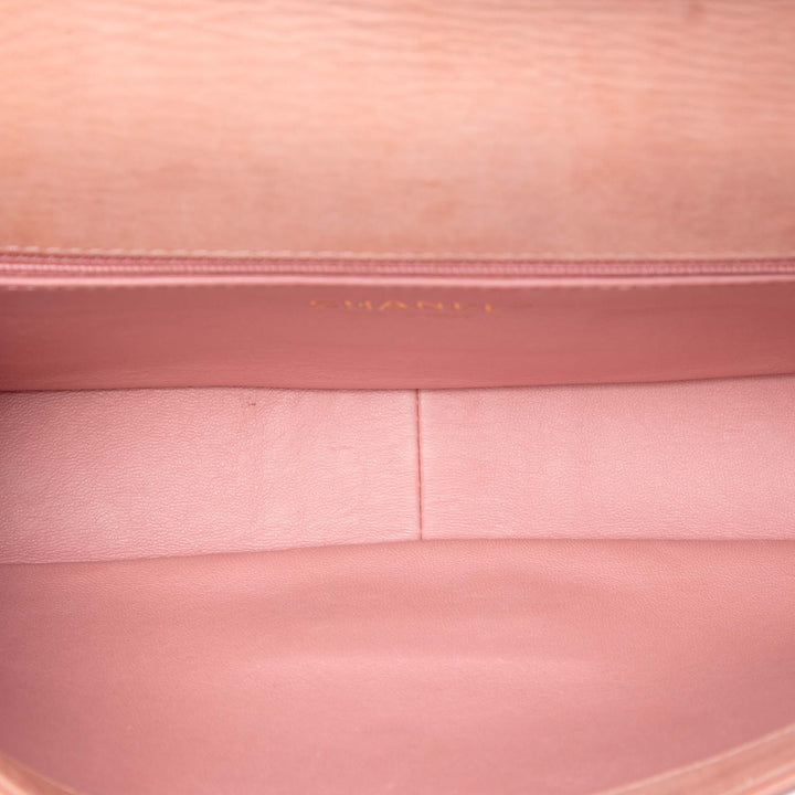 Chanel Small Surpiqué Iridescent Cuir d’agneau Reissue 2.55 Simple rabat