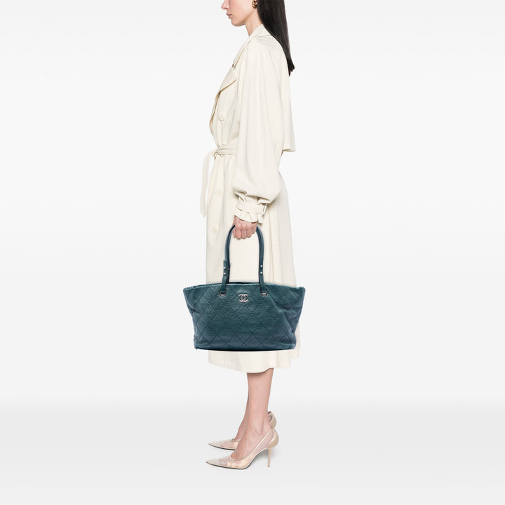 Chanel Large Glazed Cuir de veau On The Road Cabas