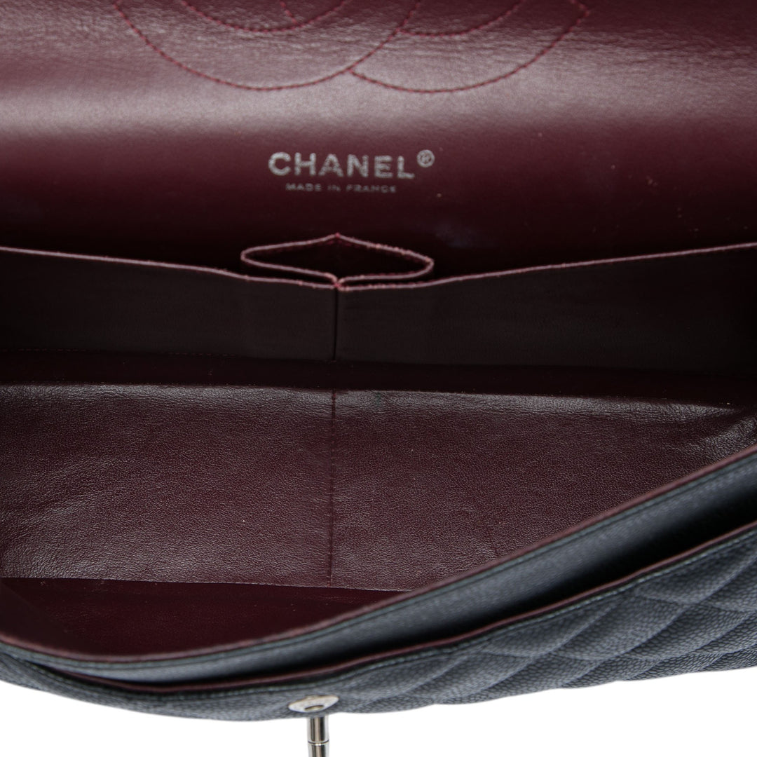 Chanel Sac porté épaule Classic Double rabat Jumbo Cuir caviar Noir – vue 4 – GABY PARIS