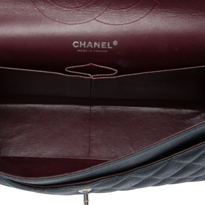 Chanel Sac porté épaule Classic Double rabat Jumbo Cuir caviar Noir – vue 4 – GABY PARIS