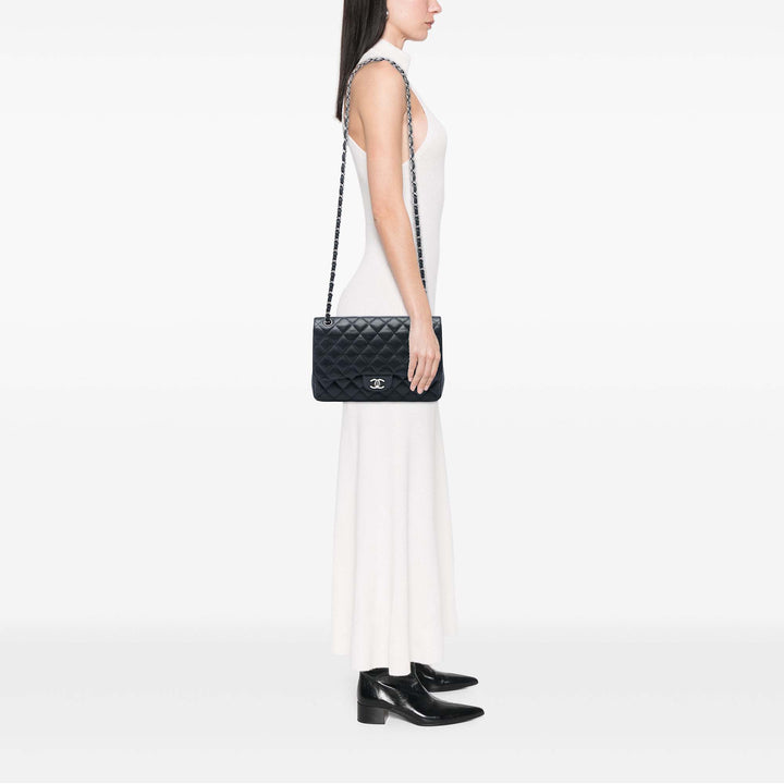 Chanel Sac porté épaule Classic Double rabat Jumbo Cuir caviar Noir – vue 5 – GABY PARIS