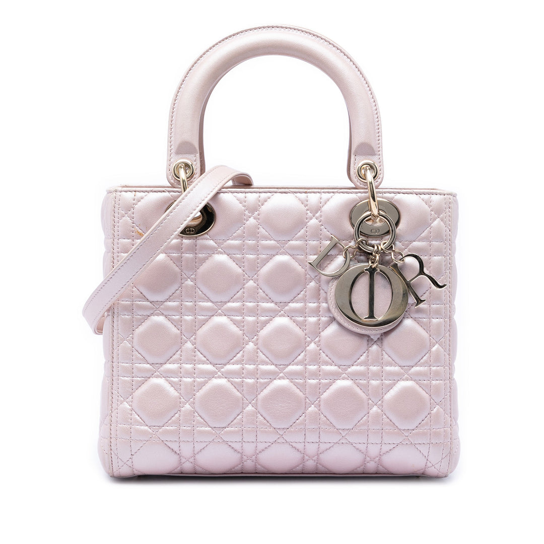 Dior Medium Perleescent Cuir d’agneau Cannage Lady Dior