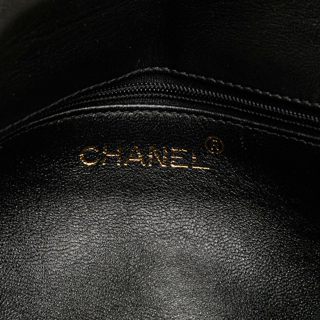 CC Stitched Lambskin Flap Black - Gaby Paris