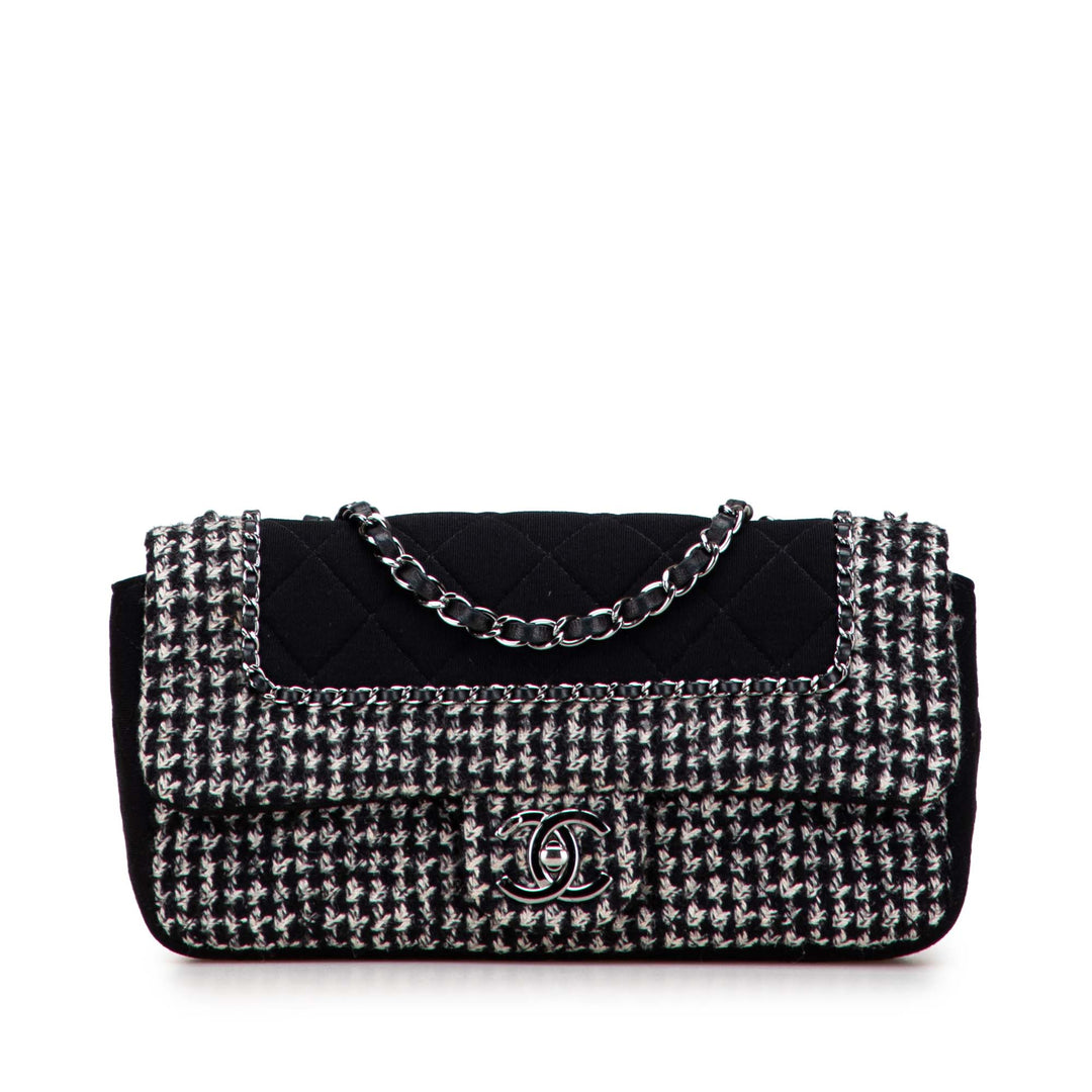 Chanel Medium Quilted Jersey and Tweed Chain Flap Noir – GABY PARIS Authentique