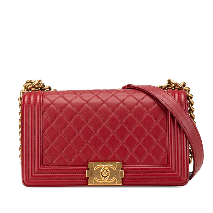 Chanel Matelassé Boy à rabat Moyen Cuir d'agneau Rouge – vue principale – GABY PARIS