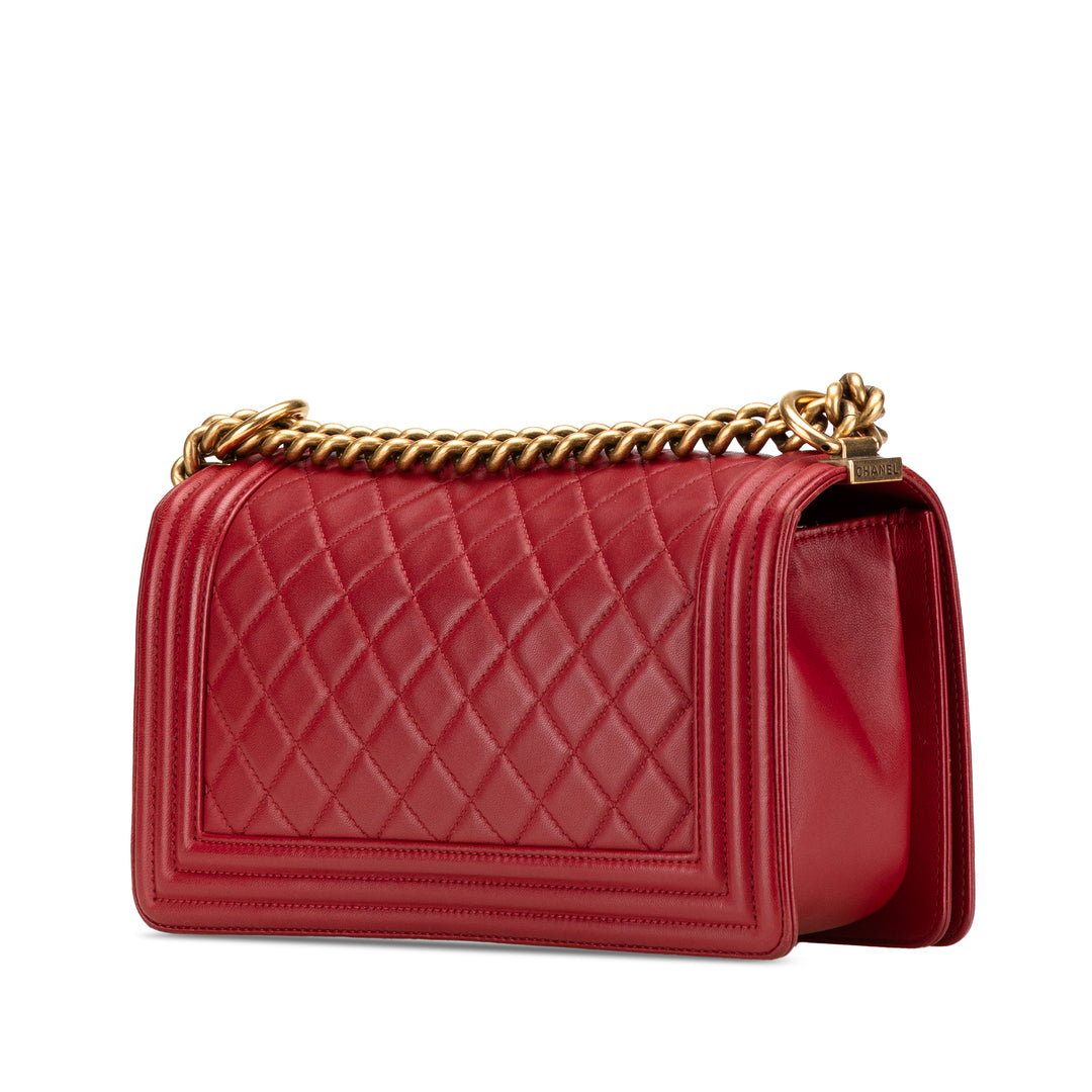 Chanel Matelassé Boy à rabat Moyen Cuir d'agneau Rouge – vue 2 – GABY PARIS