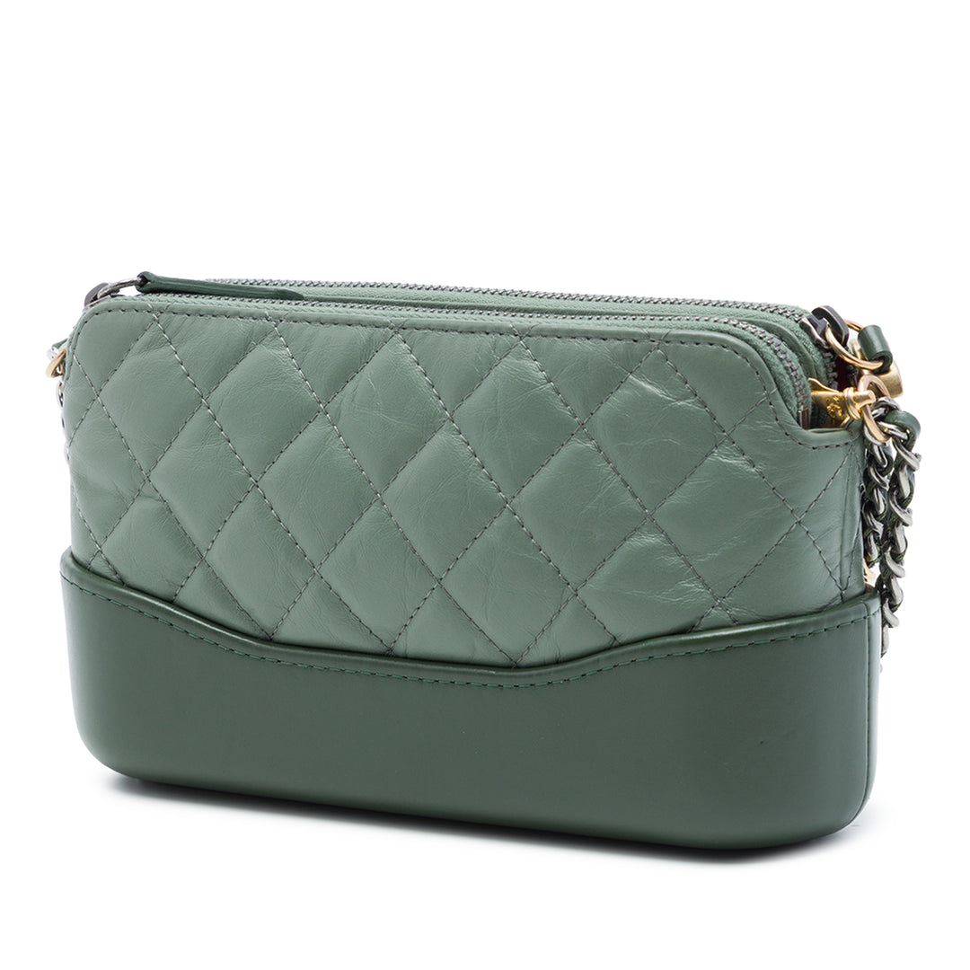 Chanel vieilli Cuir de veau Gabrielle Double Zip Pochette avec chaîne