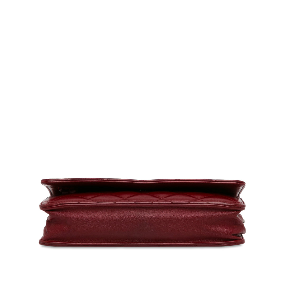 Classic Lambskin Wallet on Chain Red - Gaby Paris