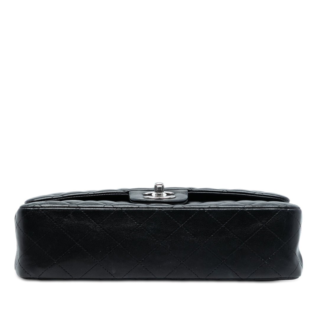 Chanel Medium Classic Cuir d’agneau Double rabat