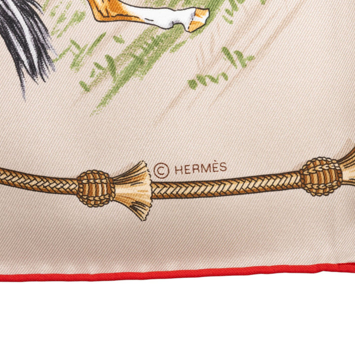 Hermès Carré Pampa 70 Beige – vue 5 – GABY PARIS