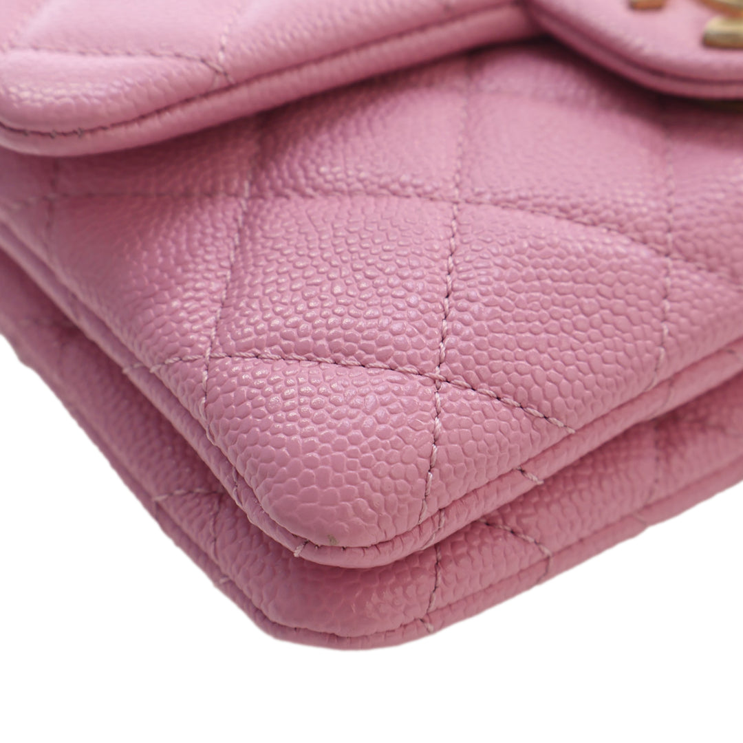 Chanel Matelassé Pick Me Up à rabat Sac ceinture Cuir caviar