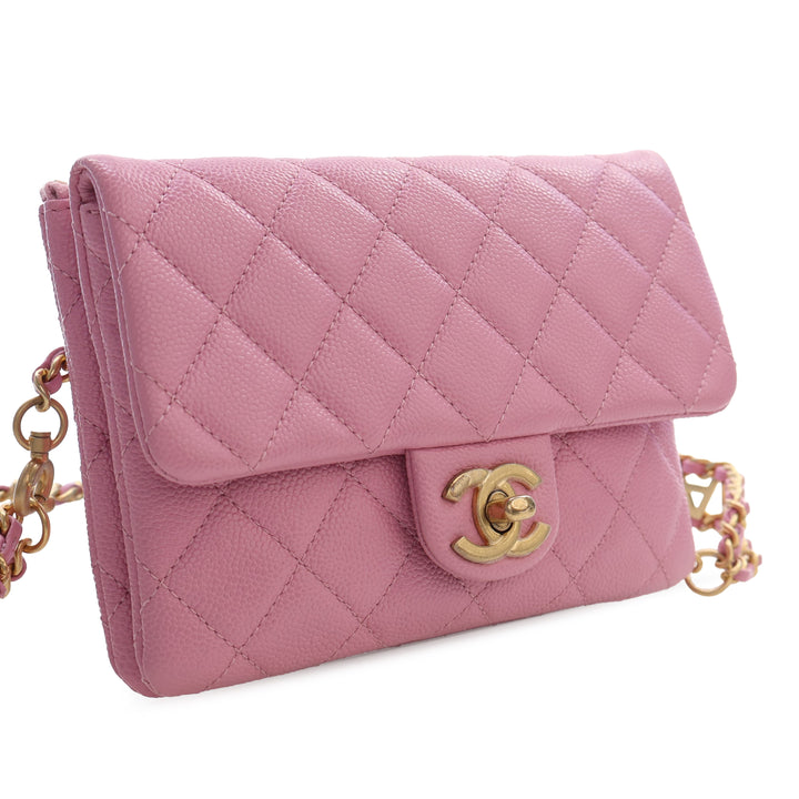 Chanel Matelassé Pick Me Up à rabat Sac ceinture Cuir caviar
