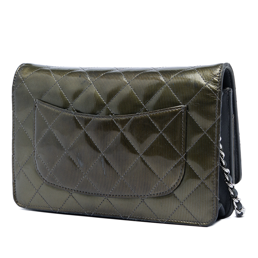 Chanel CC Matelassé Striated Metallic Cuir verni Wallet on Chain