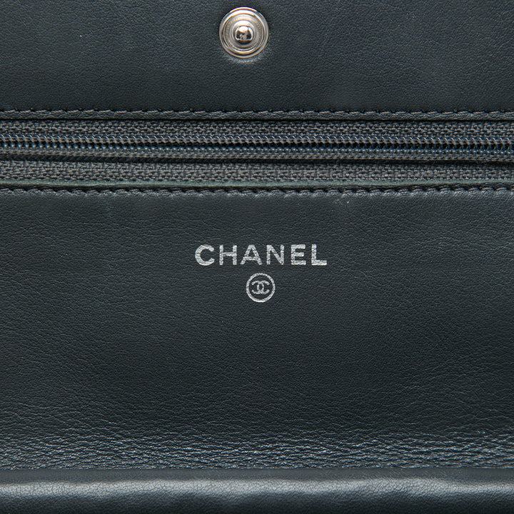 Chanel CC Matelassé Striated Metallic Cuir verni Wallet on Chain