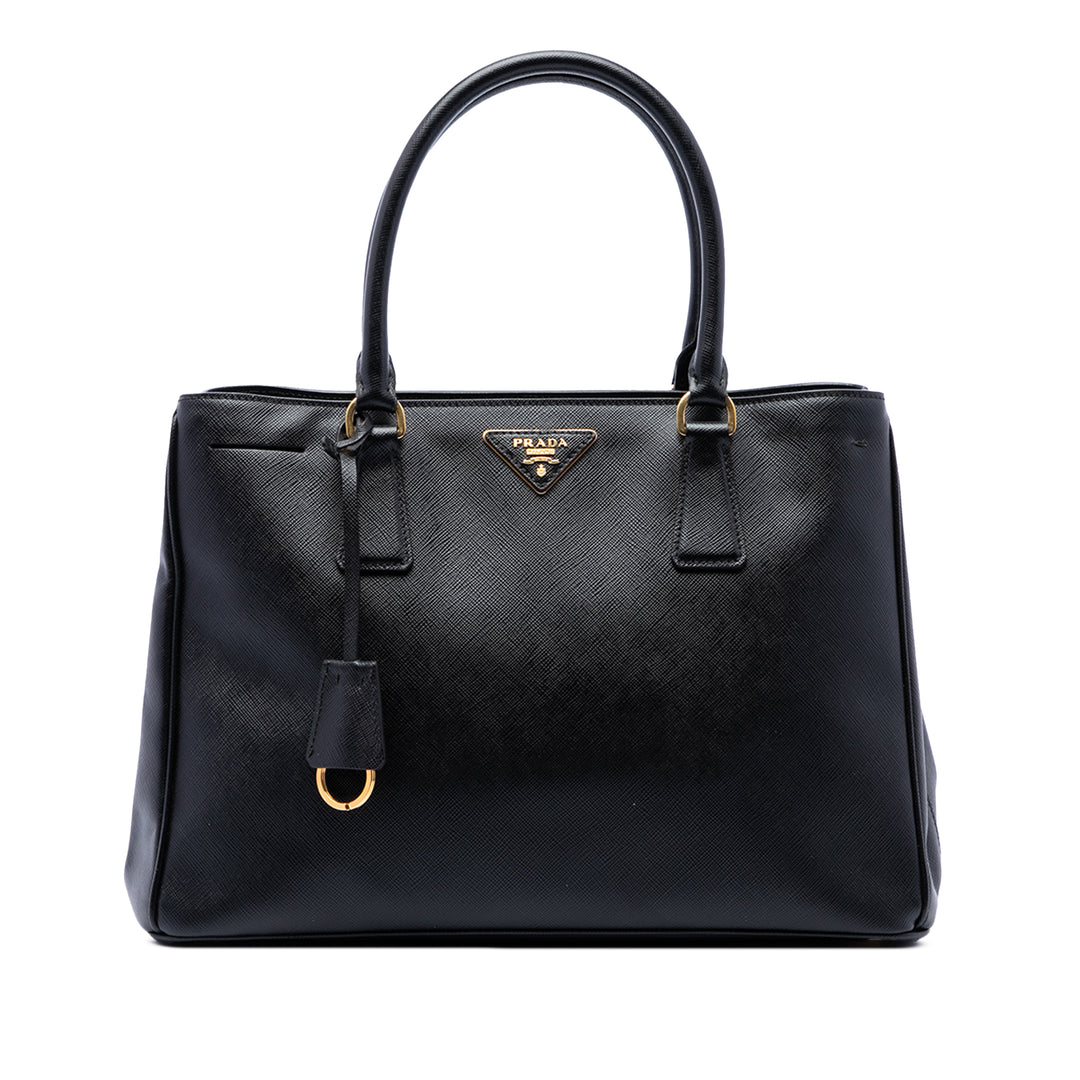 Prada Cabas Lux Gardeners Saffiano Moyen Noir – vue principale – GABY PARIS