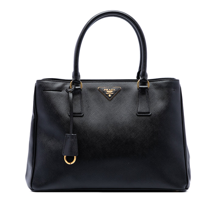 Prada Cabas Lux Gardeners Saffiano Moyen Noir – vue principale – GABY PARIS