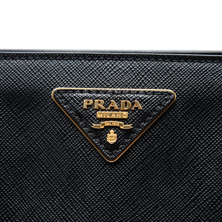 Prada Cabas Lux Gardeners Saffiano Moyen Noir – vue 5 – GABY PARIS