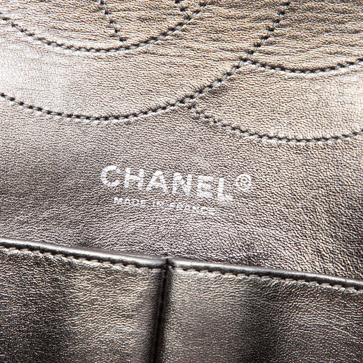 Chanel Metallic vieilli Cuir de veau Reissue 2.55 Double rabat 227