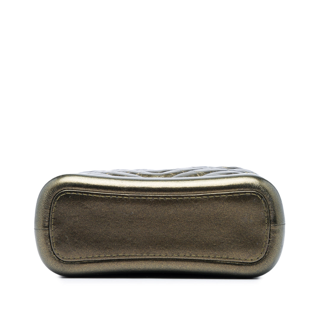 Chanel Chevron Matelassé Métallisé vieilli Gabrielle Sac Petit Cuir de veau Marron – vue 3 – GABY PARIS