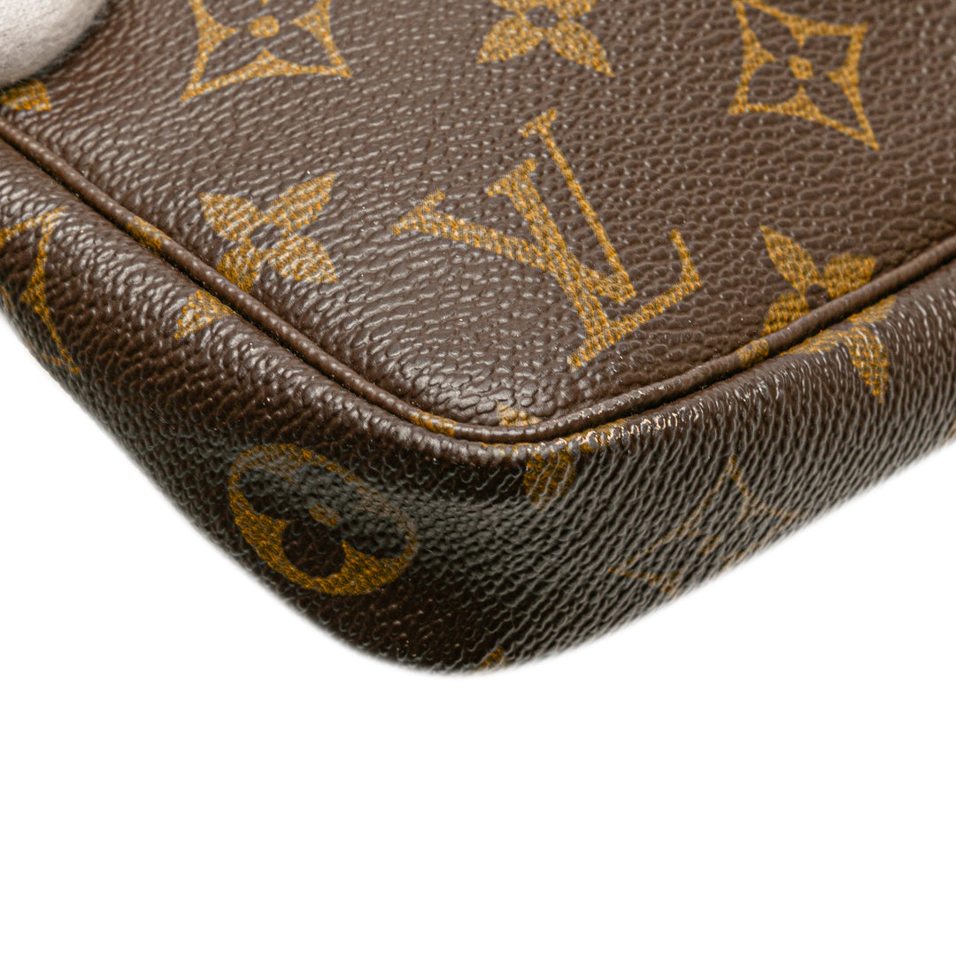 Louis Vuitton Monogram Pochette Accessoires