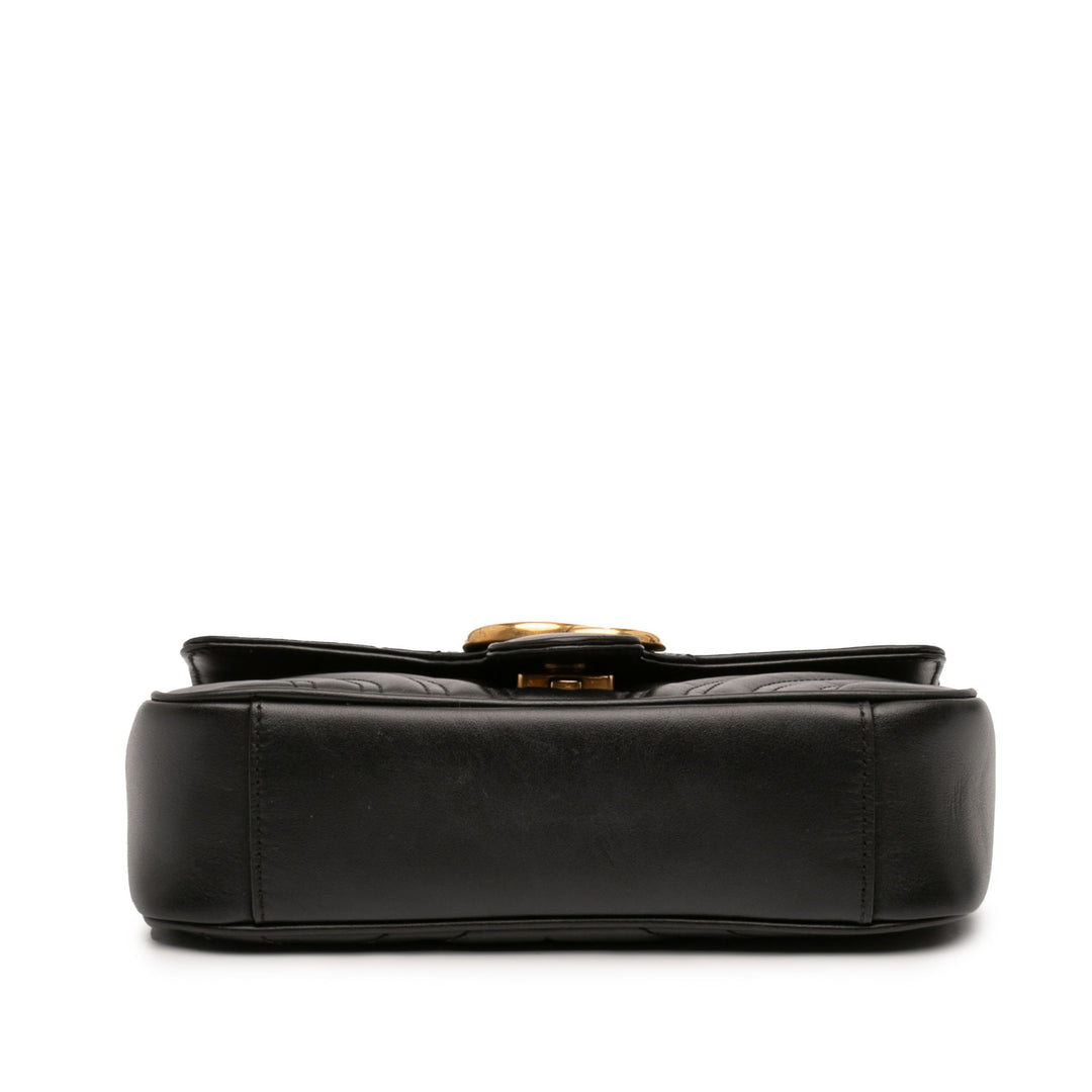 Gucci Small GG Marmont Matelasse Cuir Sac bandoulière