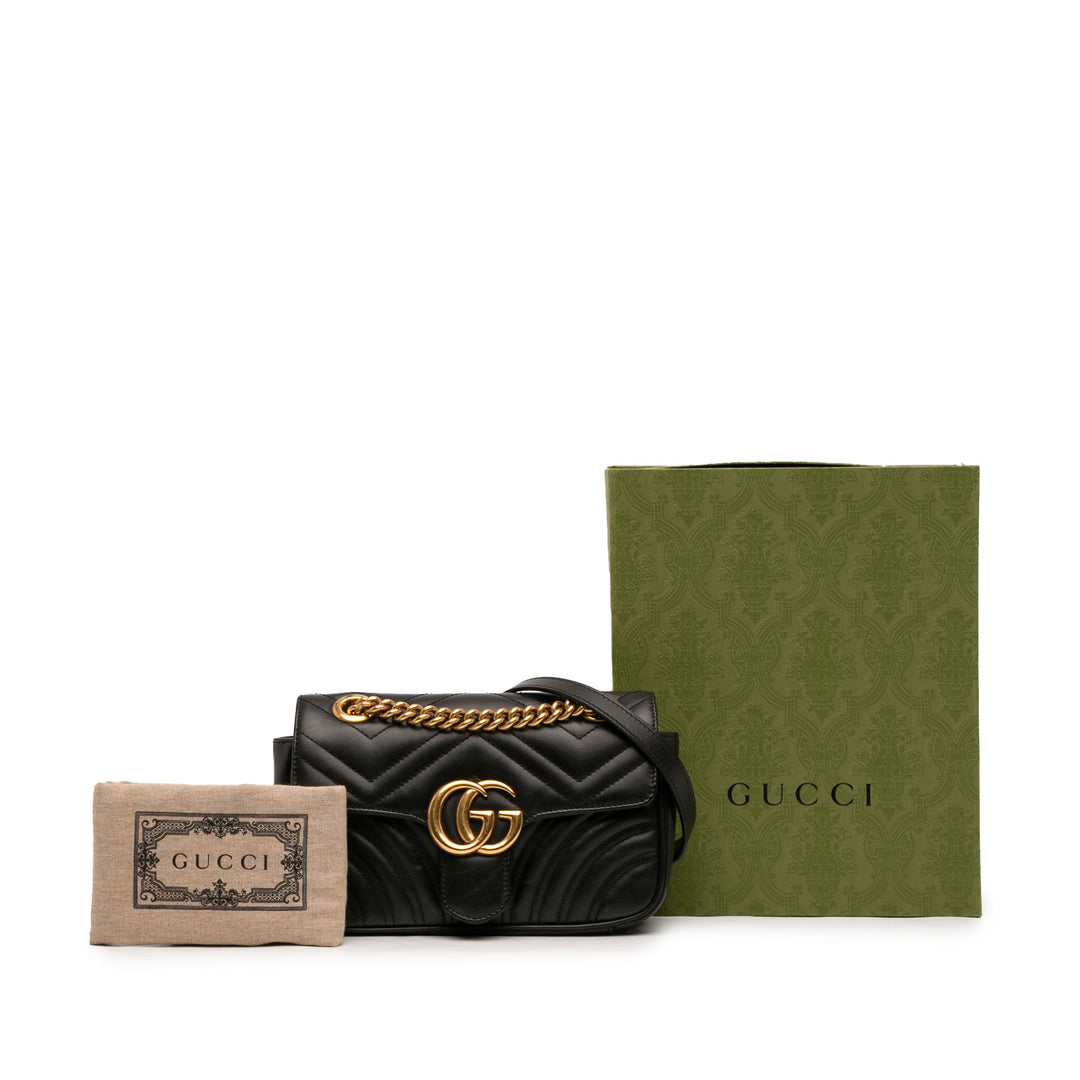 Gucci Small GG Marmont Matelasse Cuir Sac bandoulière