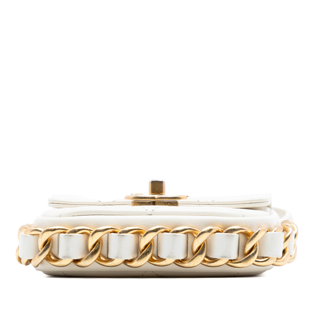 Chanel Mini Matelassé Cuir de veau Framing Chain à rabat