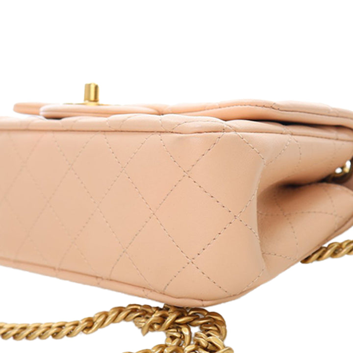 Chanel Mini Rectangular Classic Cuir d’agneau Sweet Camellia à rabat – GABY PARIS Authentique