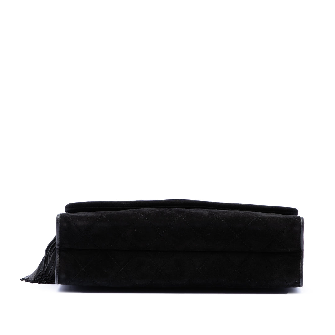 Chanel Matelassé Daim Pompon à rabat