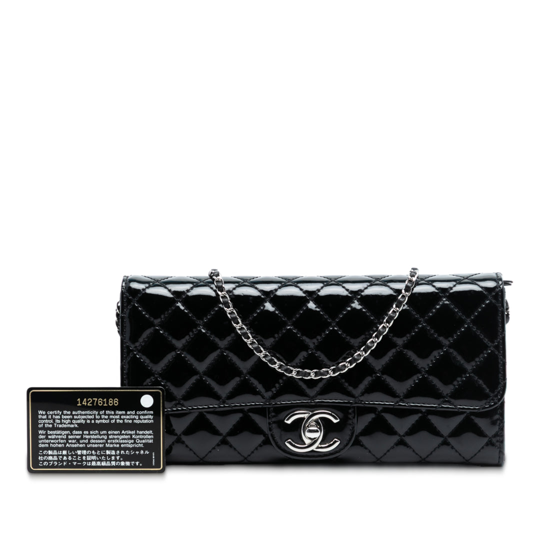Chanel CC Matelassé Cuir verni East West Wallet on Chain