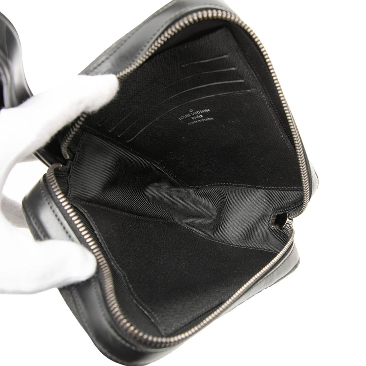 Louis Vuitton Monogram Eclipse Boîte Pochette