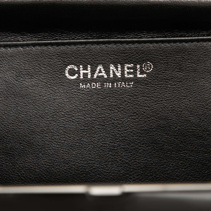 Chanel CC Chocolate Bar Cuir d'agneau Frame Sac à main