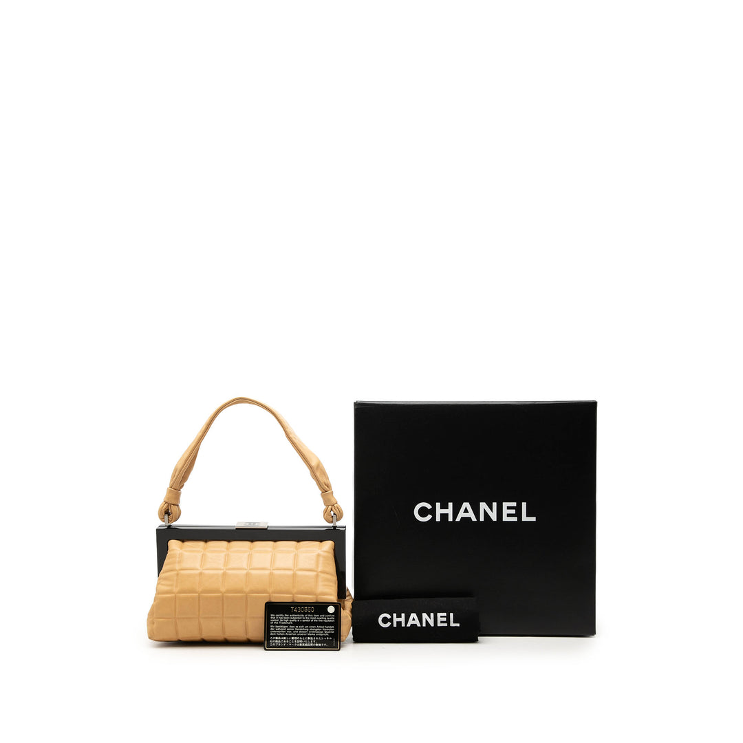 Chanel CC Chocolate Bar Cuir d'agneau Frame Sac à main