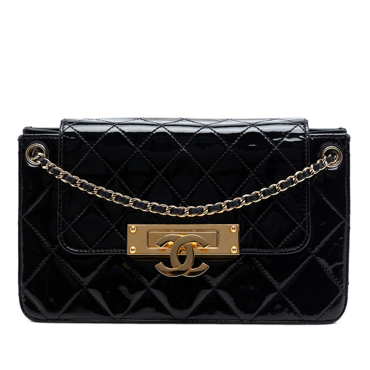 Chanel Matelassé Cuir verni Golden Class Accordion à rabat