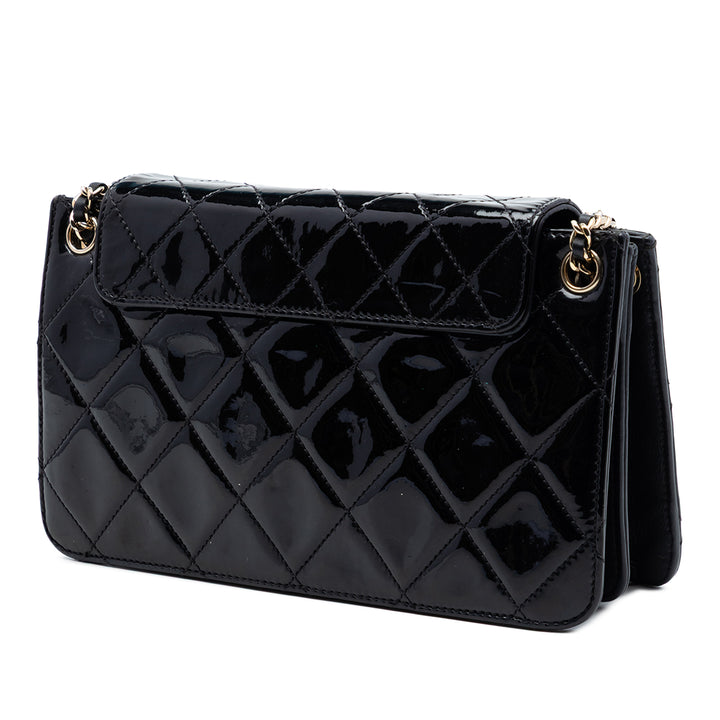 Chanel Matelassé Cuir verni Golden Class Accordion à rabat