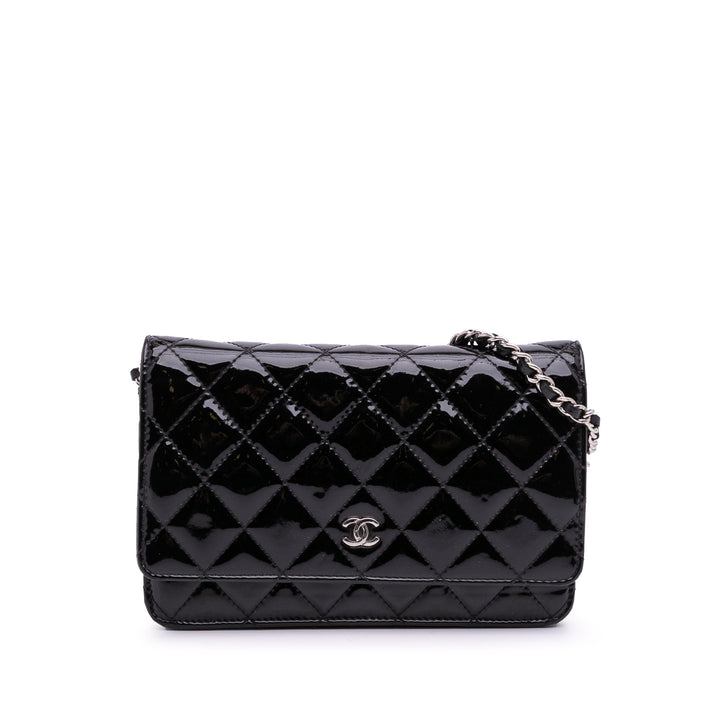 CC Quilted Patent Wallet On Chain Black - Gaby Paris
