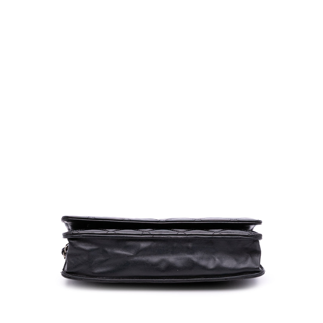 CC Quilted Patent Wallet On Chain Black - Gaby Paris