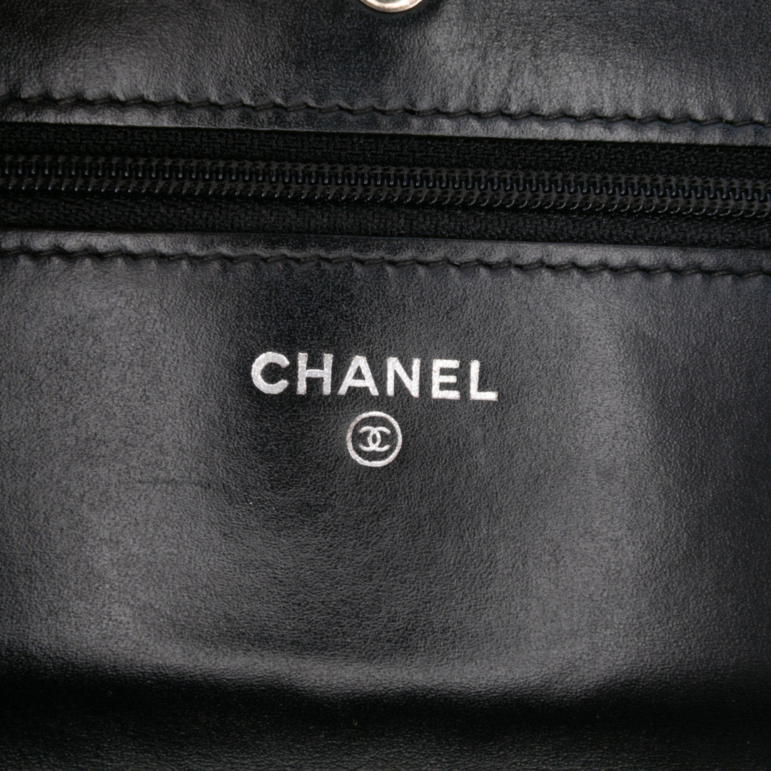 CC Quilted Patent Wallet On Chain Black - Gaby Paris