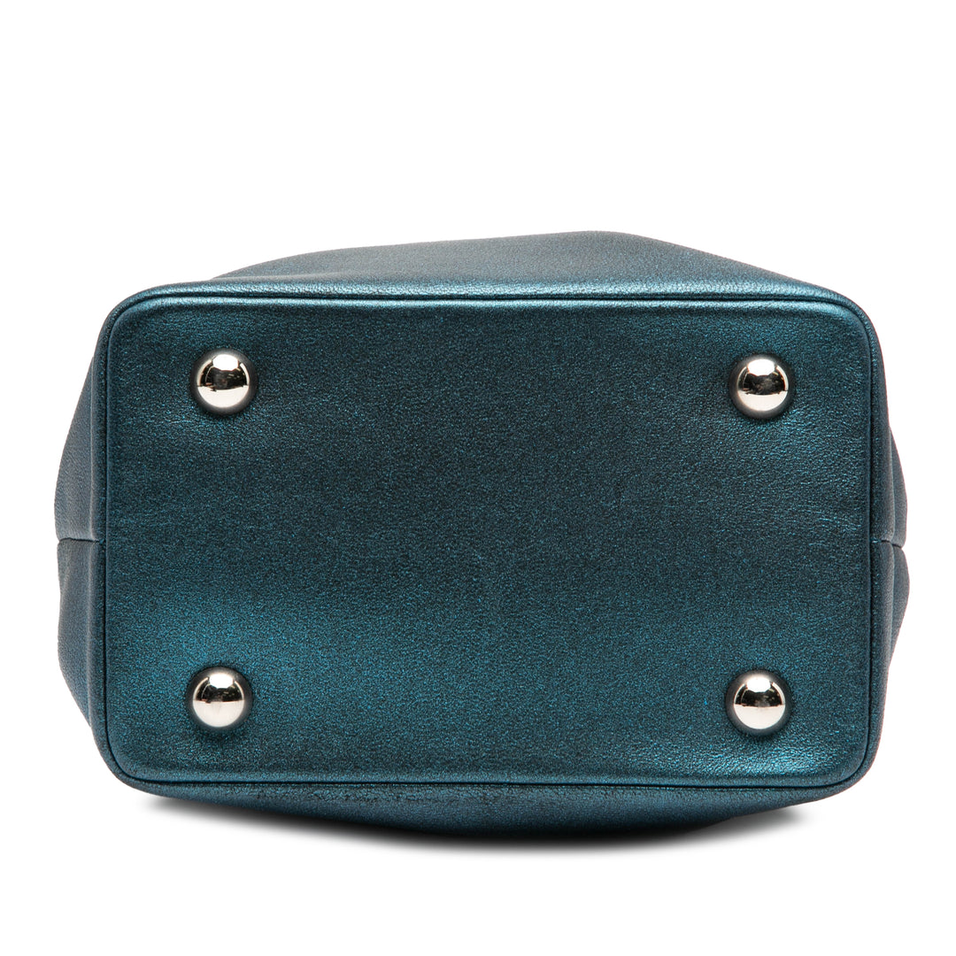 Chanel CC Métallisé Cuir de veau Vanity Bag Bleu